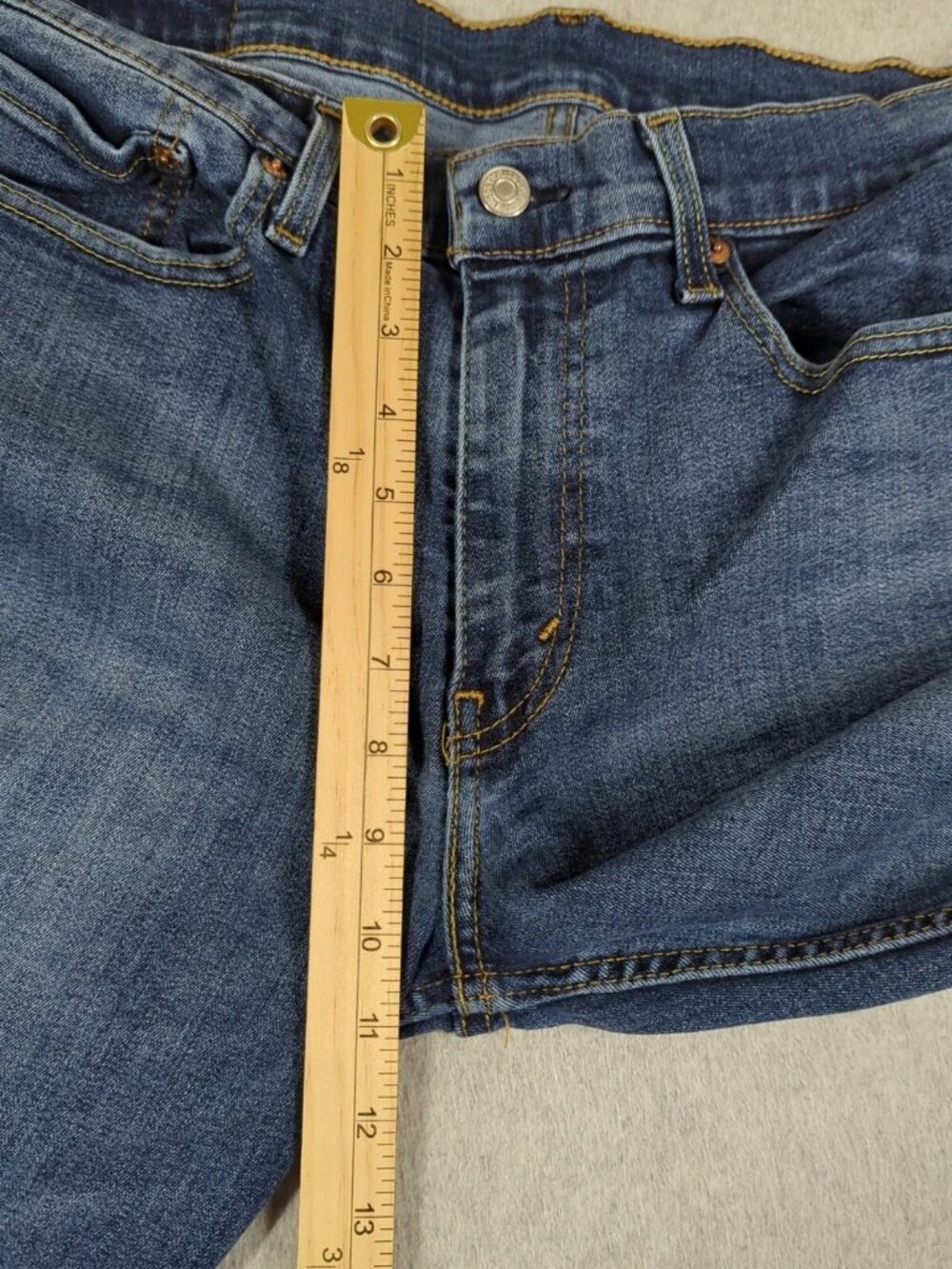 Levi's 511 Jeans Men's 34x34 Blue Denim Slim Fit Medium Wash - Picture 5 of 9